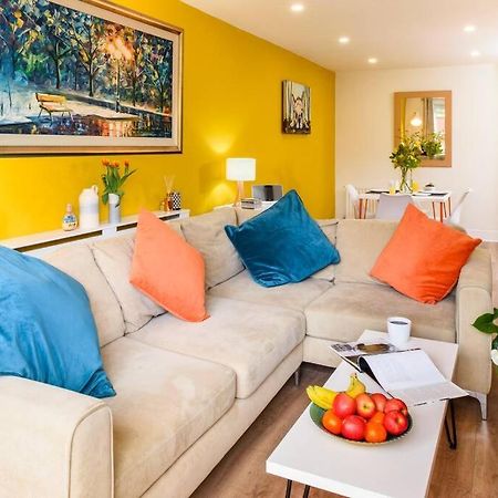 Luxury City Apartment Underground Parking 5* Belfast Bagian luar foto