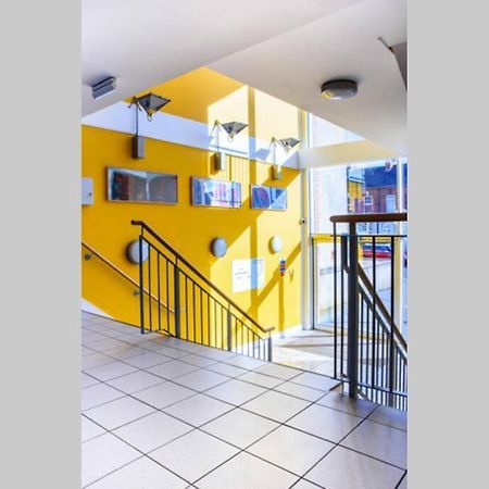 Luxury City Apartment Underground Parking 5* Belfast Bagian luar foto